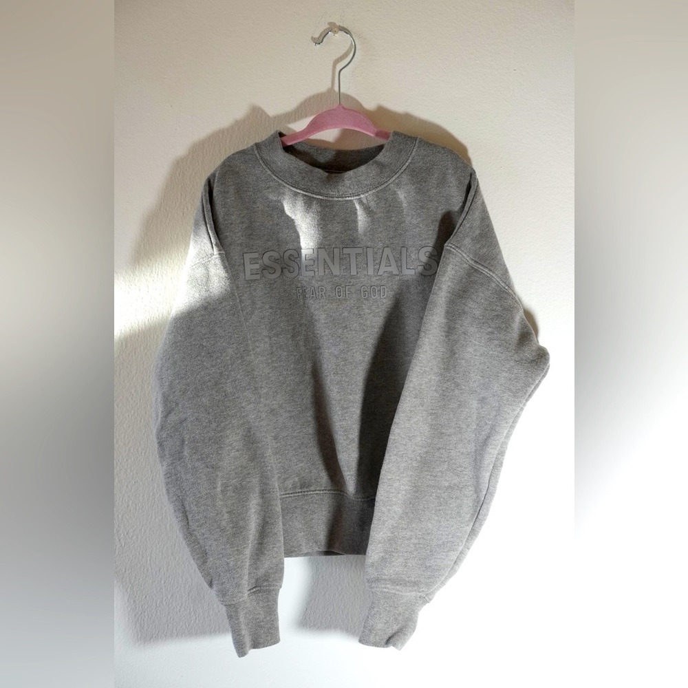 Essential Crew Neck Sweatshirt Unisex